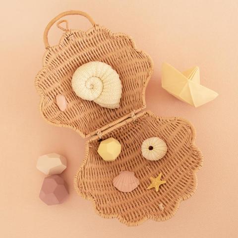 RATTAN SHELL BAG - ROSE